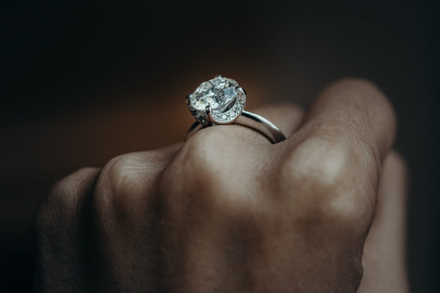 Verliebt, verlobt, verheiratet – wer braucht dafür schon Verträge?